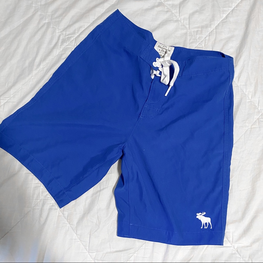 ABERCROMBIE & FITCH: Swim Trunks